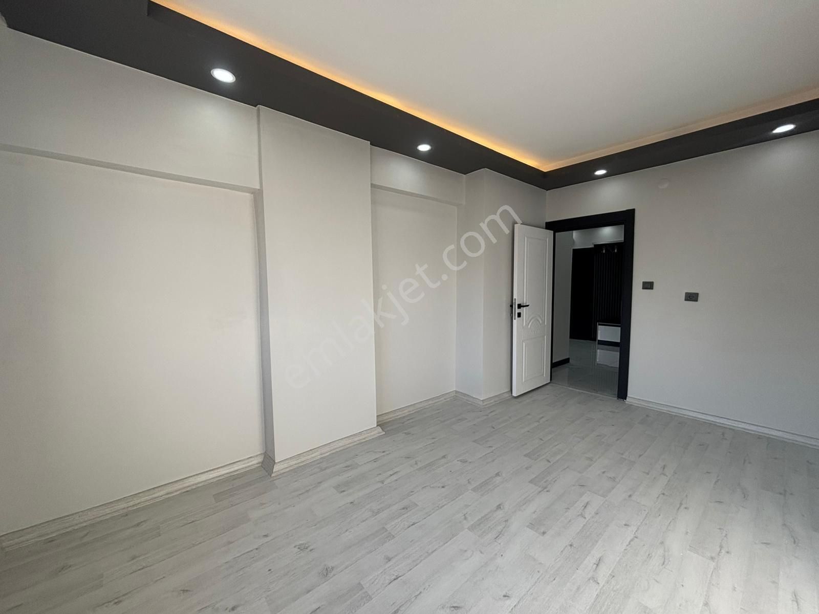 Koza Emlak'tan Plevne Mahallesin'de Katta Lüx Yapılı 3+1 Daire - Görsel 21