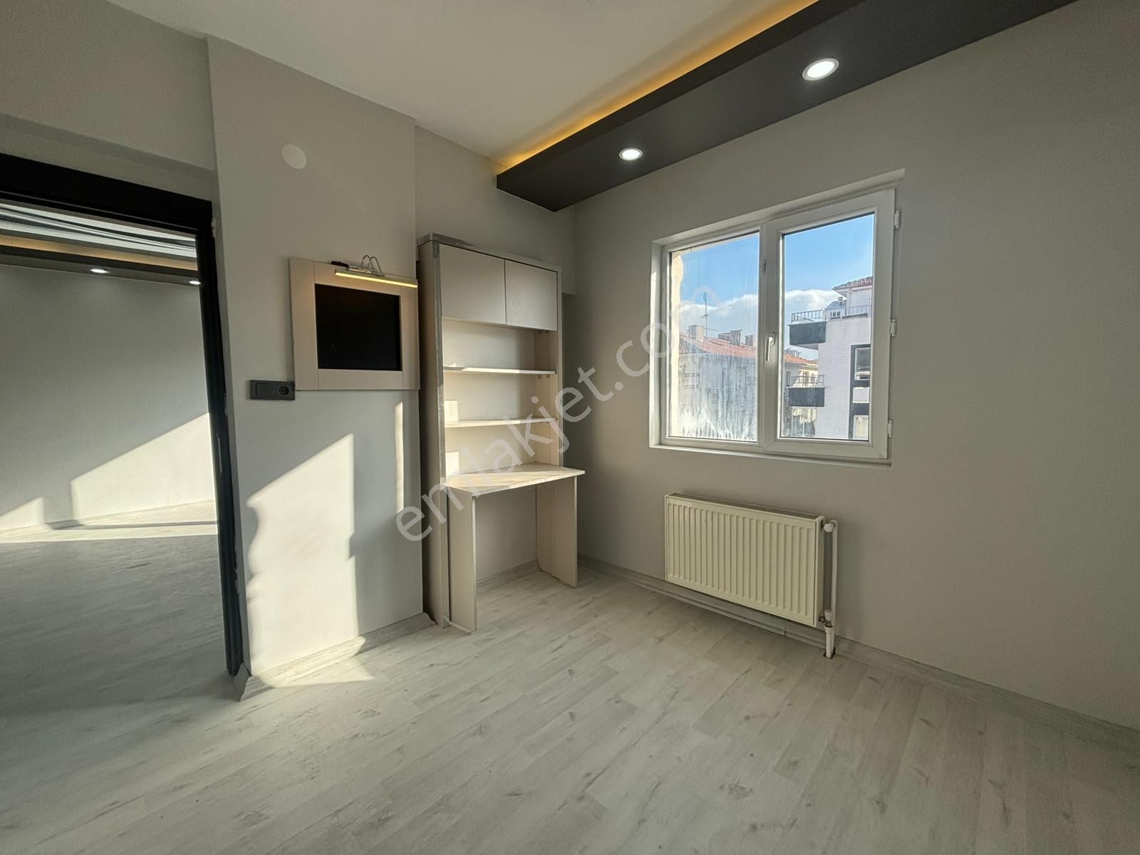 Koza Emlak'tan Plevne Mahallesin'de Katta Lüx Yapılı 3+1 Daire - Görsel 16