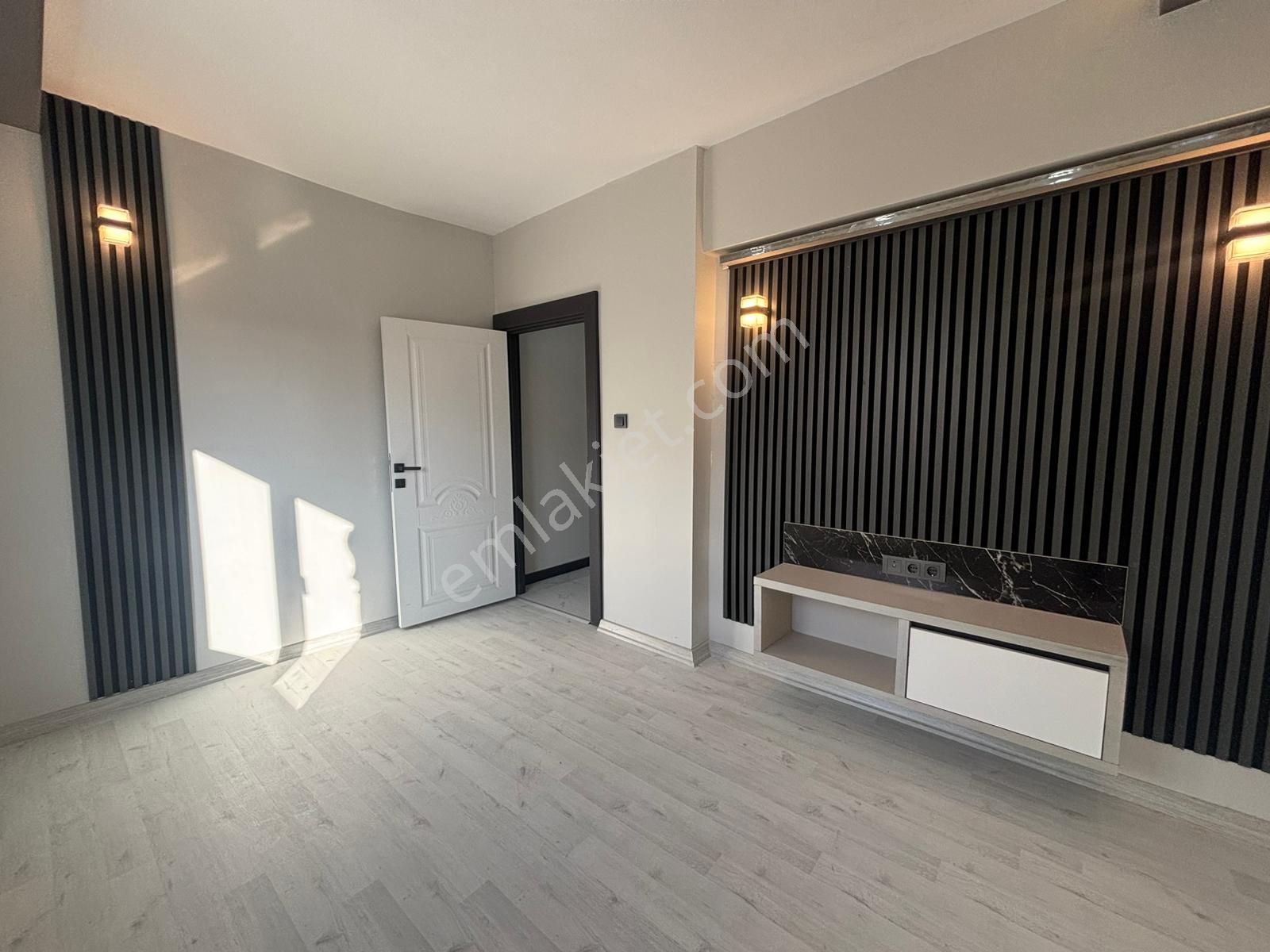 Koza Emlak'tan Plevne Mahallesin'de Katta Lüx Yapılı 3+1 Daire - Görsel 24