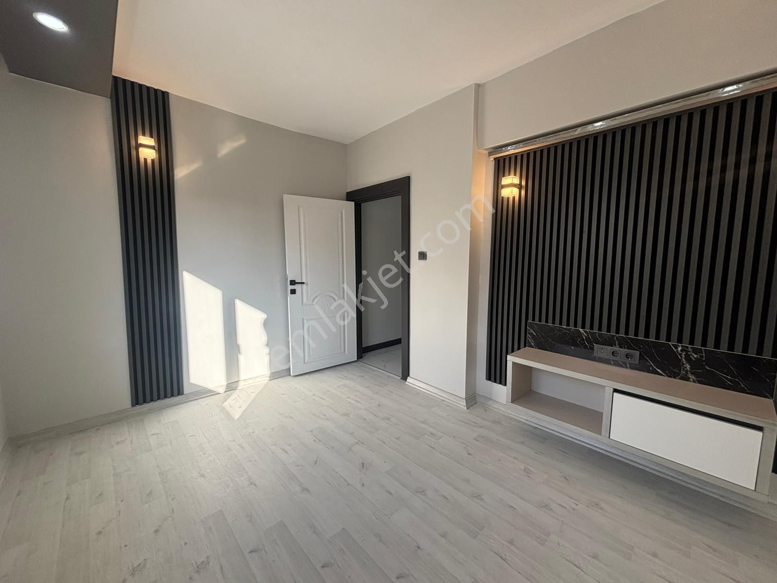 Koza Emlak'tan Plevne Mahallesin'de Katta Lüx Yapılı 3+1 Daire - Görsel 23