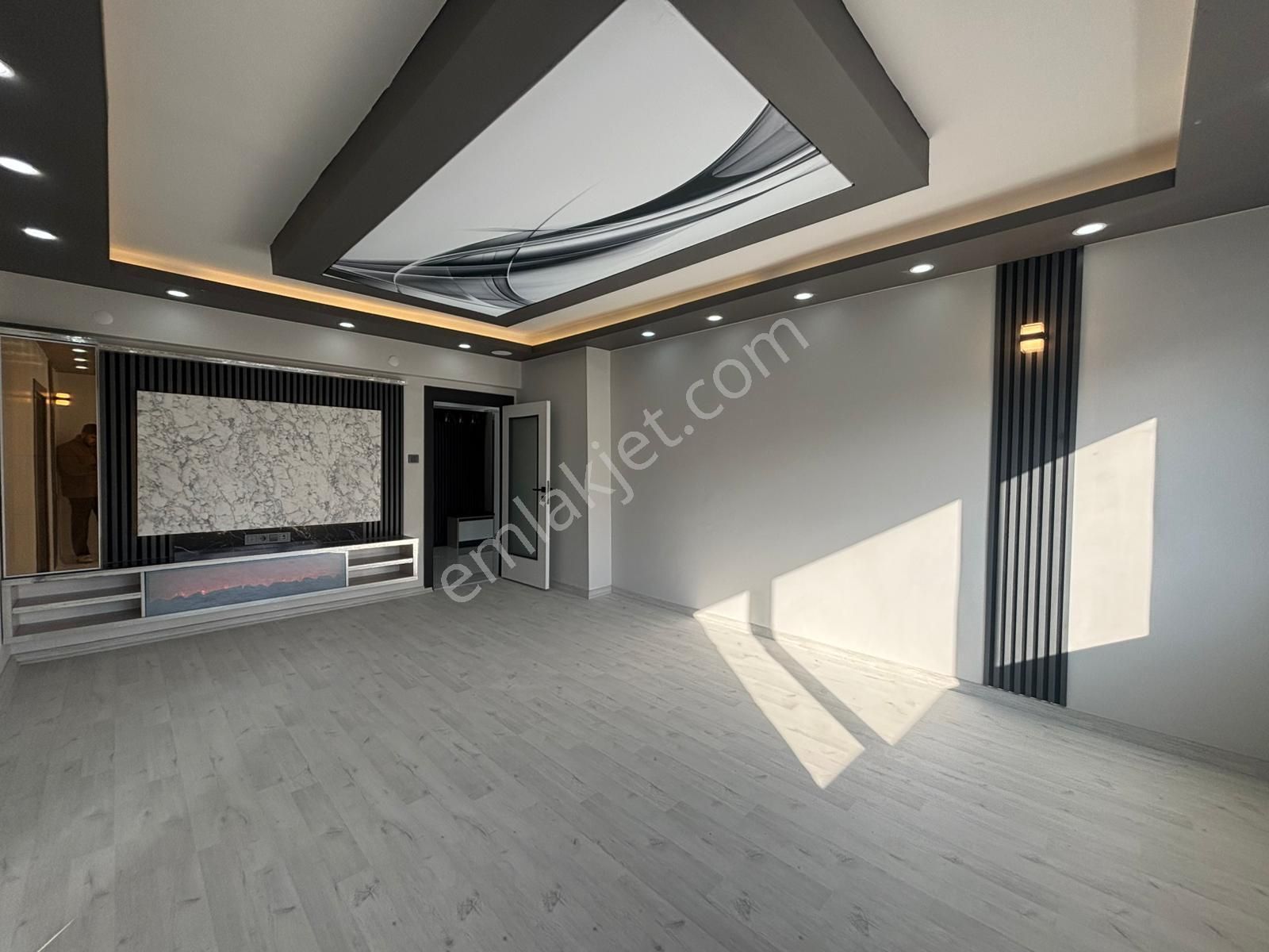 Koza Emlak'tan Plevne Mahallesin'de Katta Lüx Yapılı 3+1 Daire - Görsel 13