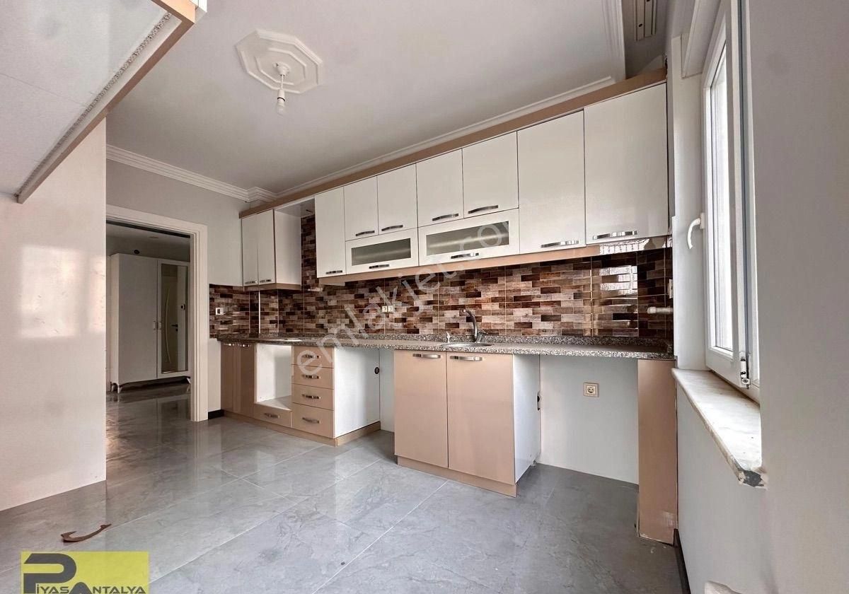 Doğalgazlı Binada Tramvaya 300 Metre Geniş Ve Kullanışlı 3+1 Asansörlü - Görsel 16