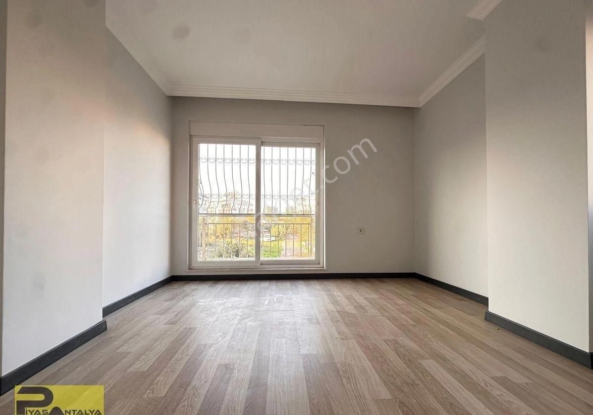 Doğalgazlı Binada Tramvaya 300 Metre Geniş Ve Kullanışlı 3+1 Asansörlü - Görsel 20