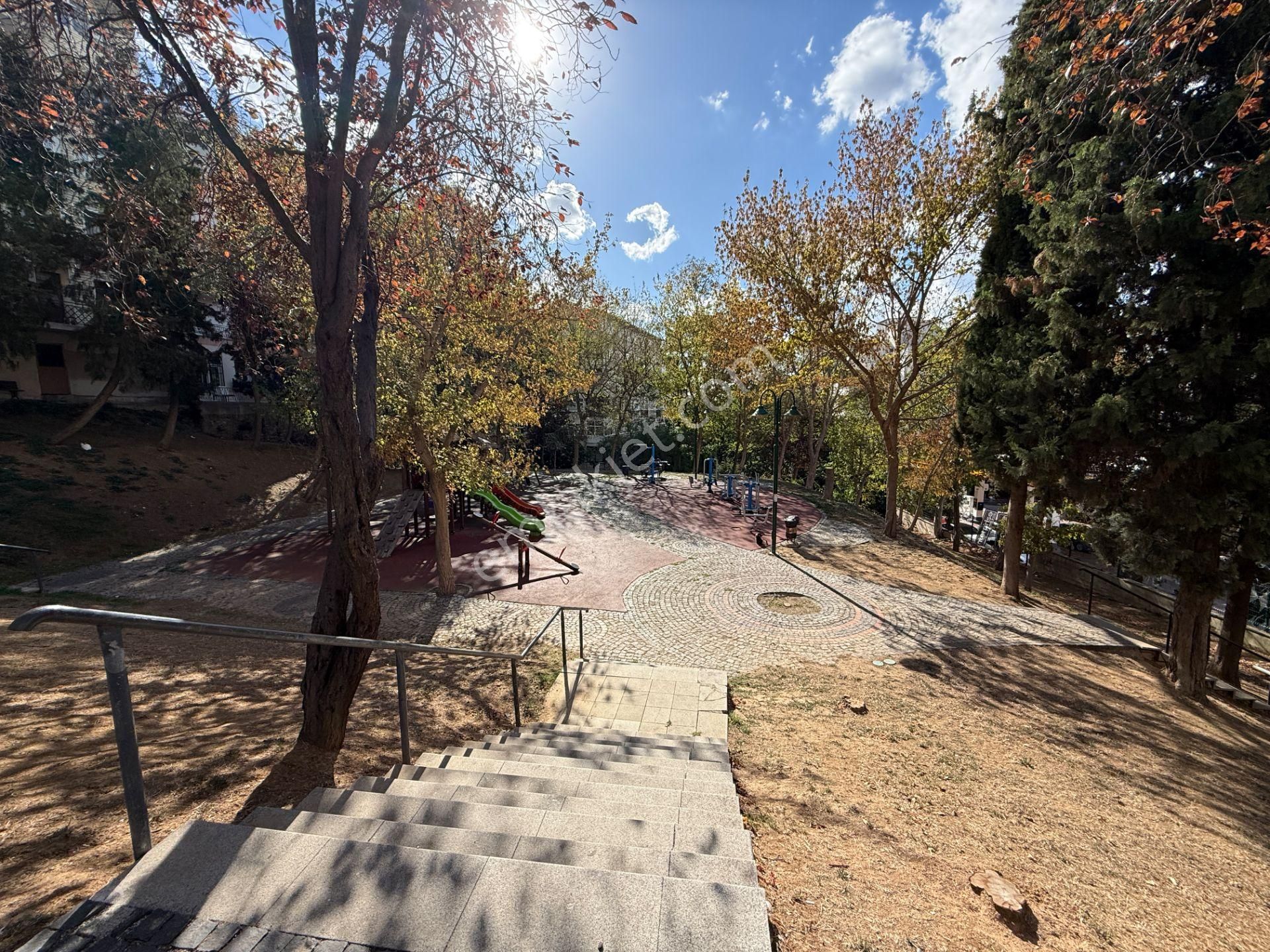 Yankı'dan Fistık Ağacı Metroda3+1 Kiralık 140 M2 Teraslı Daire - Görsel 28