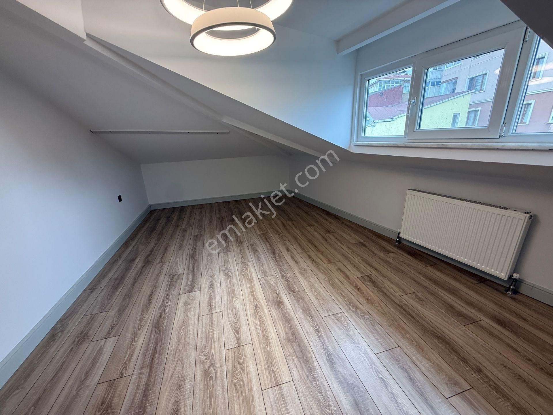 Yankı'dan Fistık Ağacı Metroda3+1 Kiralık 140 M2 Teraslı Daire - Görsel 14