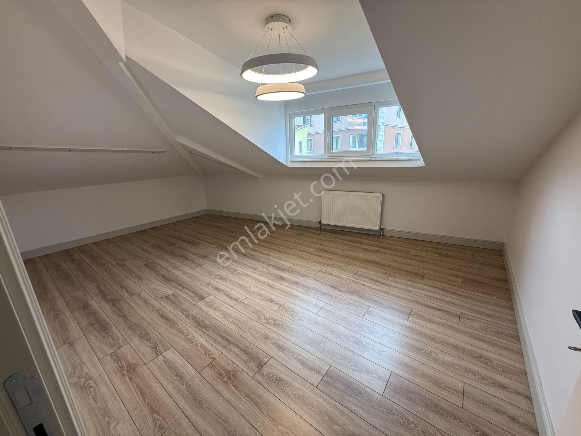 Yankı'dan Fistık Ağacı Metroda3+1 Kiralık 140 M2 Teraslı Daire - Görsel 12