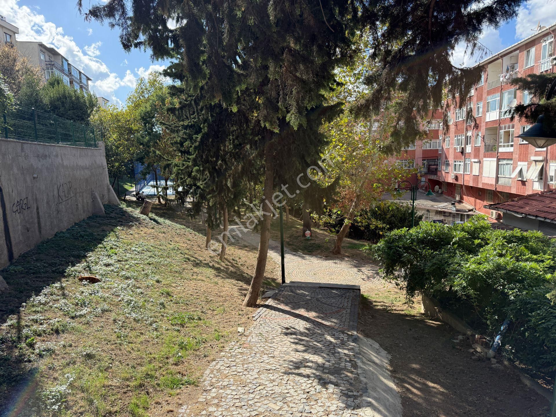 Yankı'dan Fistık Ağacı Metroda3+1 Kiralık 140 M2 Teraslı Daire - Görsel 27