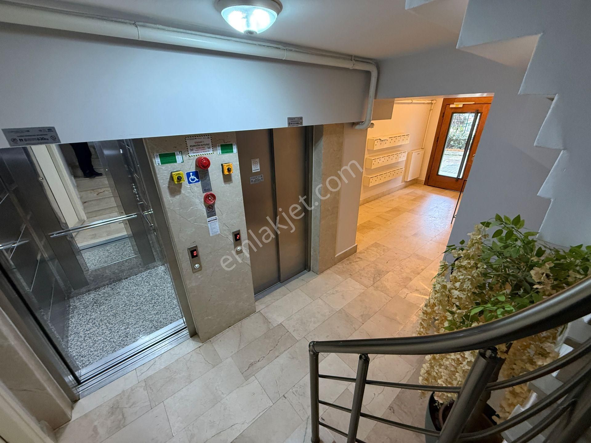 Yankı'dan Fistık Ağacı Metroda3+1 Kiralık 140 M2 Teraslı Daire - Görsel 25