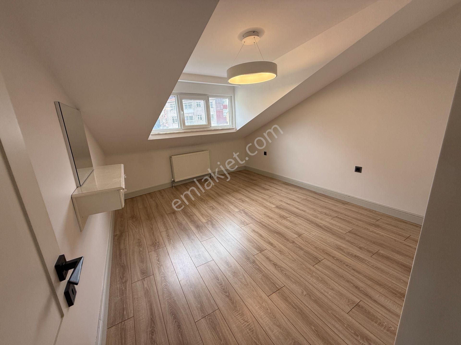 Yankı'dan Fistık Ağacı Metroda3+1 Kiralık 140 M2 Teraslı Daire - Görsel 16