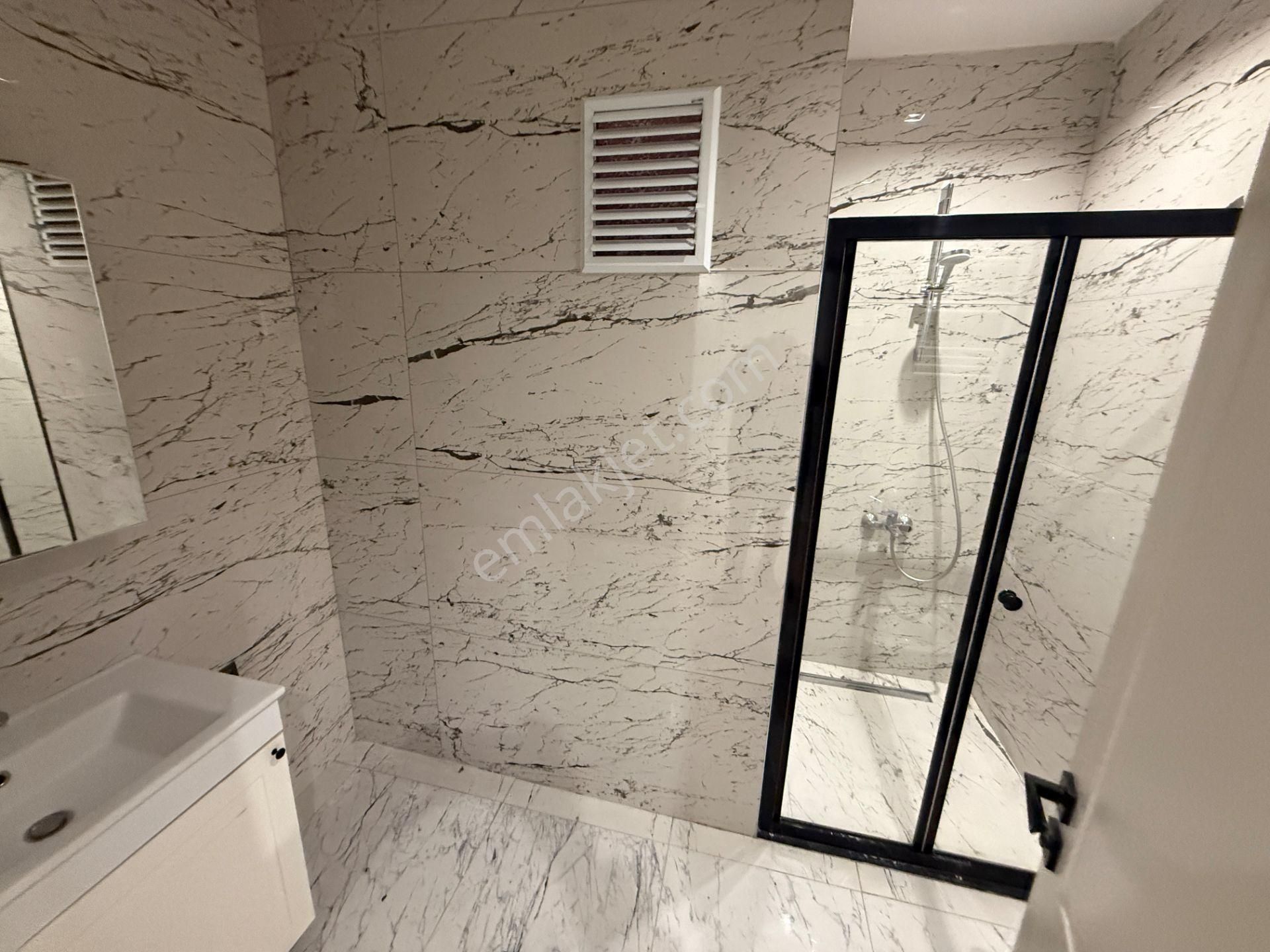 Yankı'dan Fistık Ağacı Metroda3+1 Kiralık 140 M2 Teraslı Daire - Görsel 18