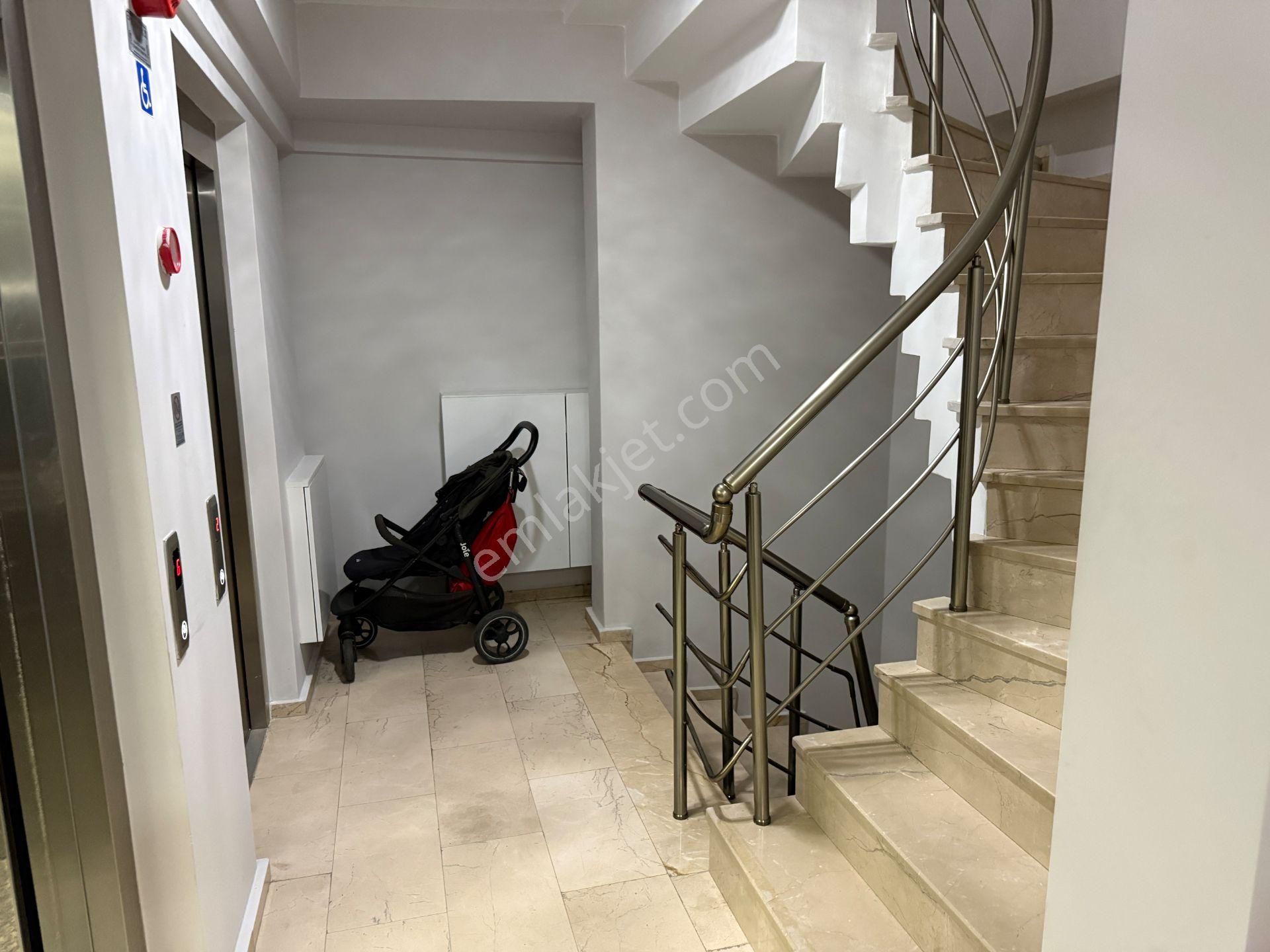 Yankı'dan Fistık Ağacı Metroda3+1 Kiralık 140 M2 Teraslı Daire - Görsel 23