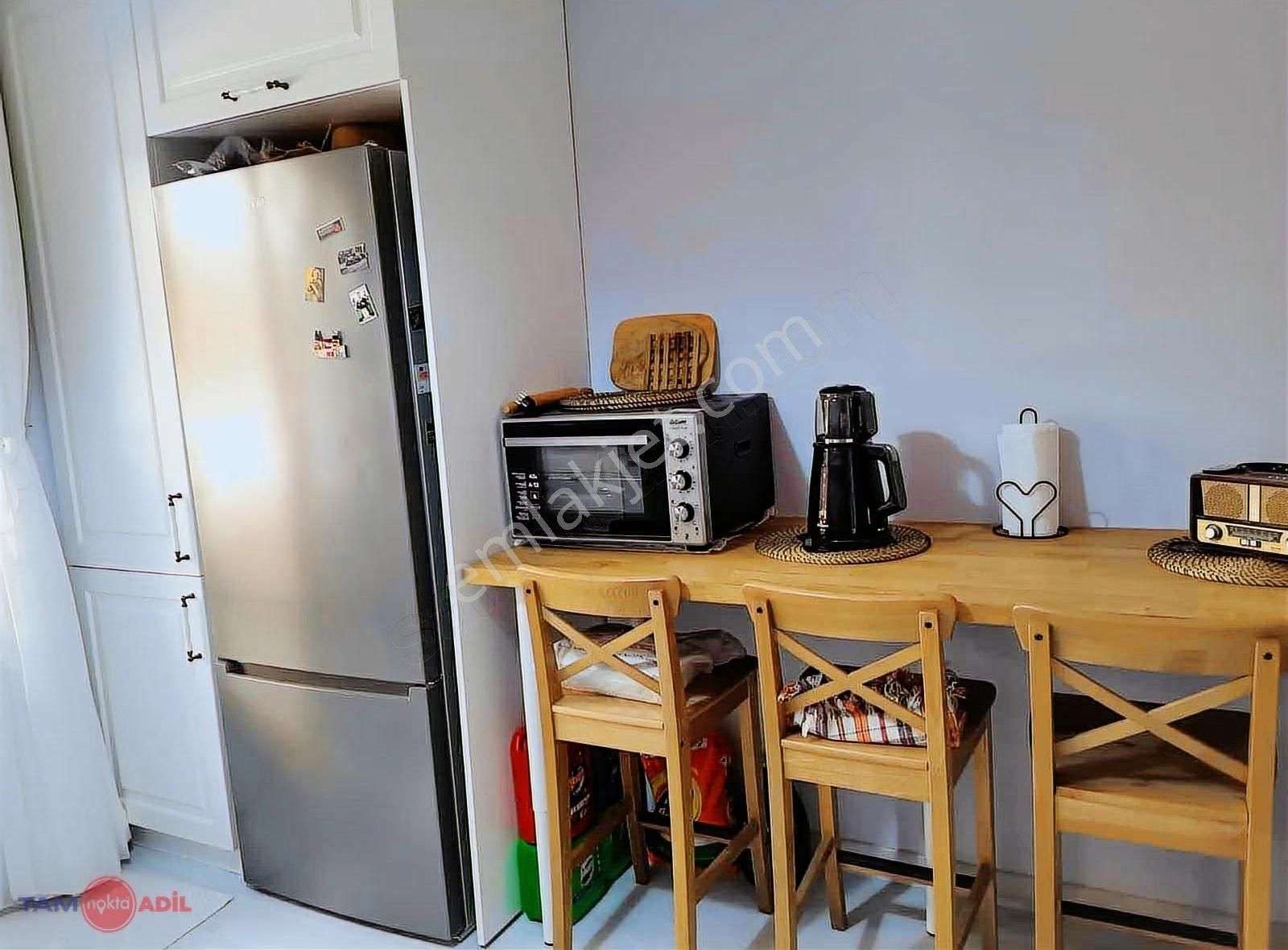 Dikili Gazipaşa 39. Sokakta Satılık 2+1 Kapalı Mutfak Daire - Görsel 9