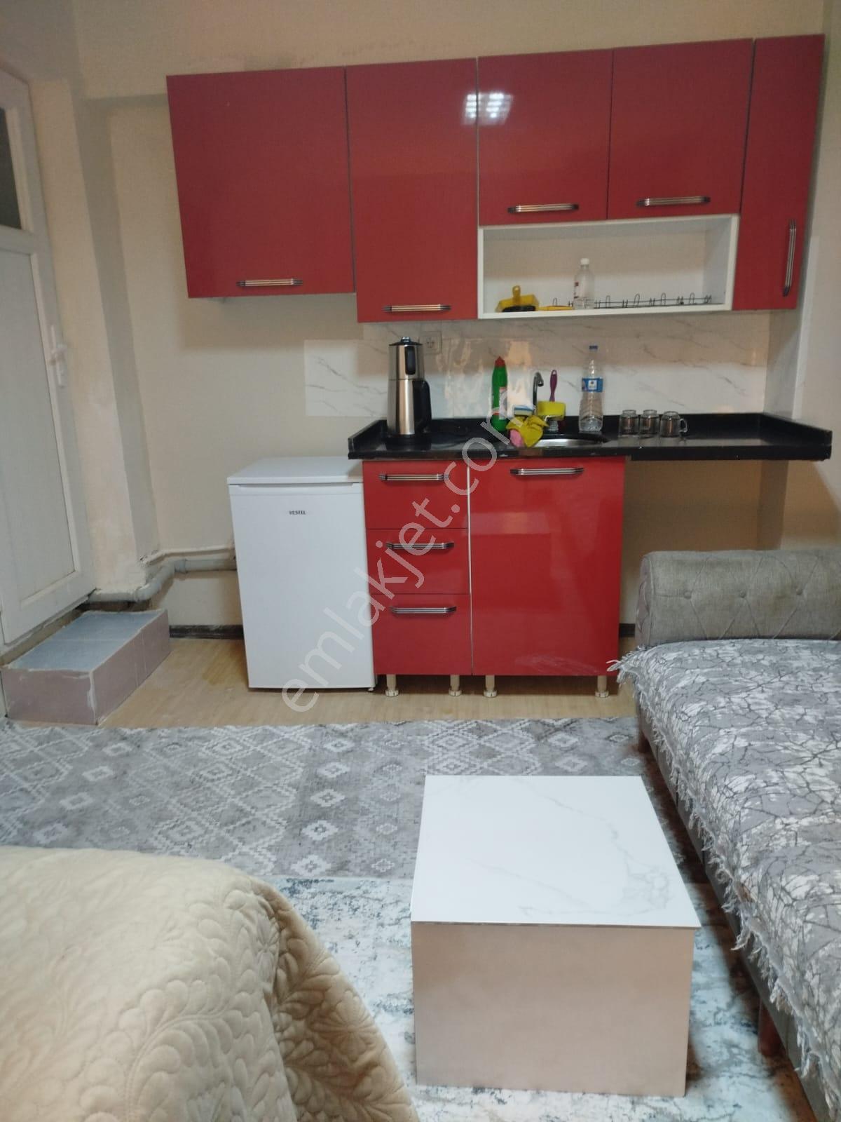 Bakırköy Merkezde Kiralık Eşyalı Stüdyo Daire - Görsel 2