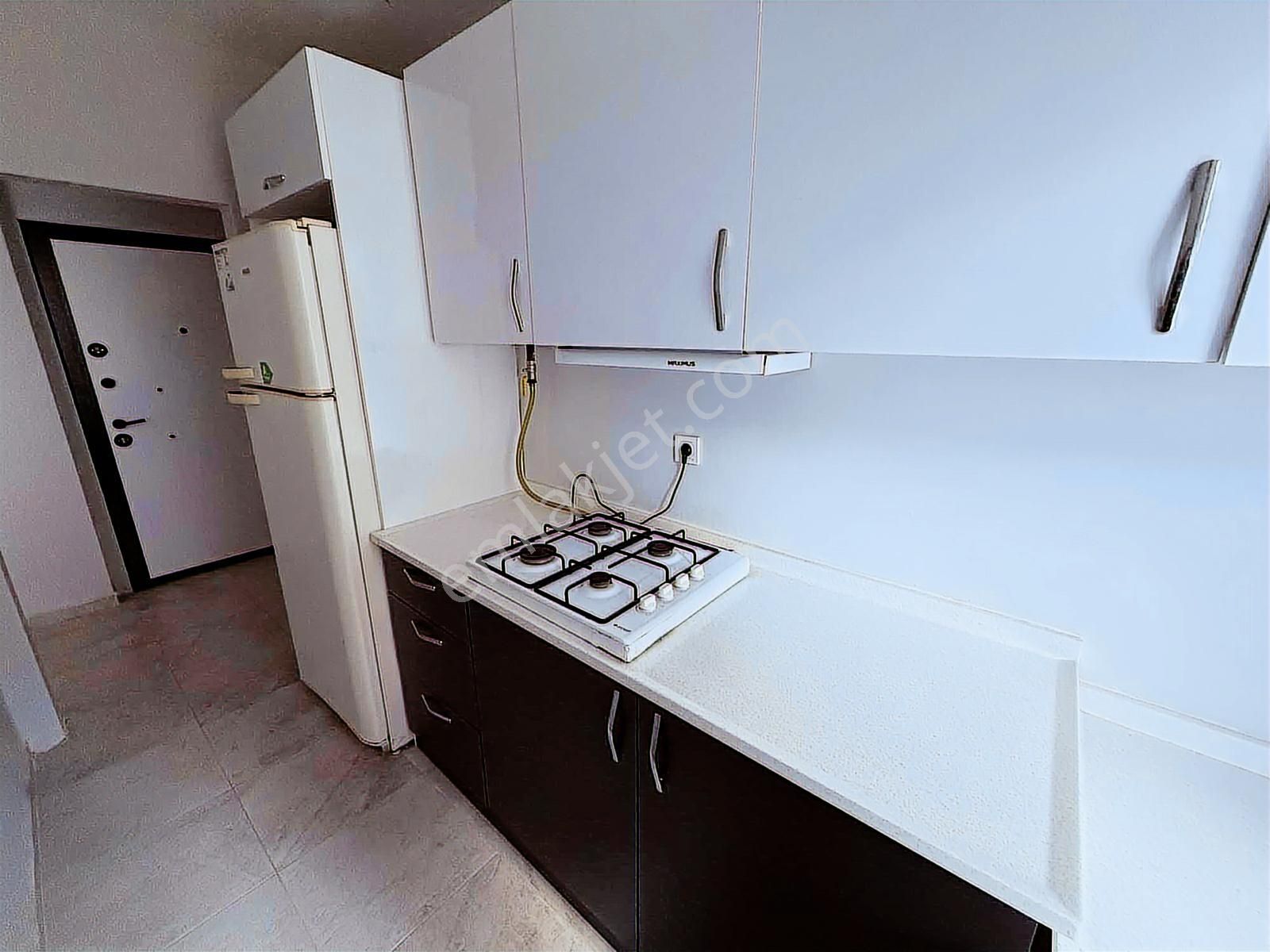 Burcu'dan Kurtuluş Cd. Yerden Isıtmalı 2+1 Full Eşyalı Daire - Görsel 11