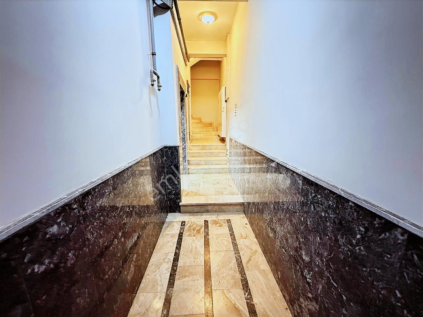 Burcu'dan Kurtuluş Cd. Yerden Isıtmalı 2+1 Full Eşyalı Daire - Görsel 2