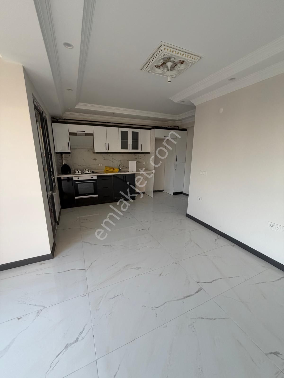 Korkmaz Gayrimenkulden Kiralık Sıfır Lüks 1+1 Daire - Görsel 7