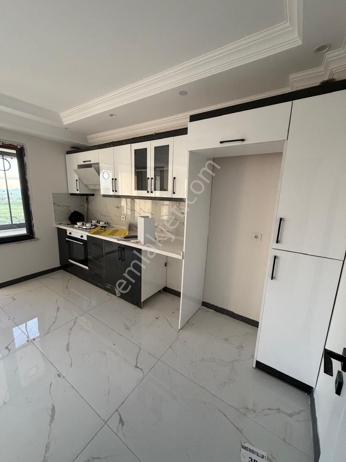 Korkmaz Gayrimenkulden Kiralık Sıfır Lüks 1+1 Daire - Görsel 5