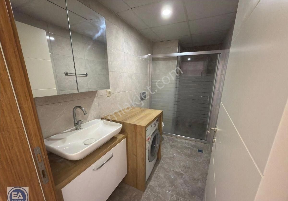 Davutlar Da Havuzlu Site İçerisinde Geniş 1+1 Daire - Görsel 3