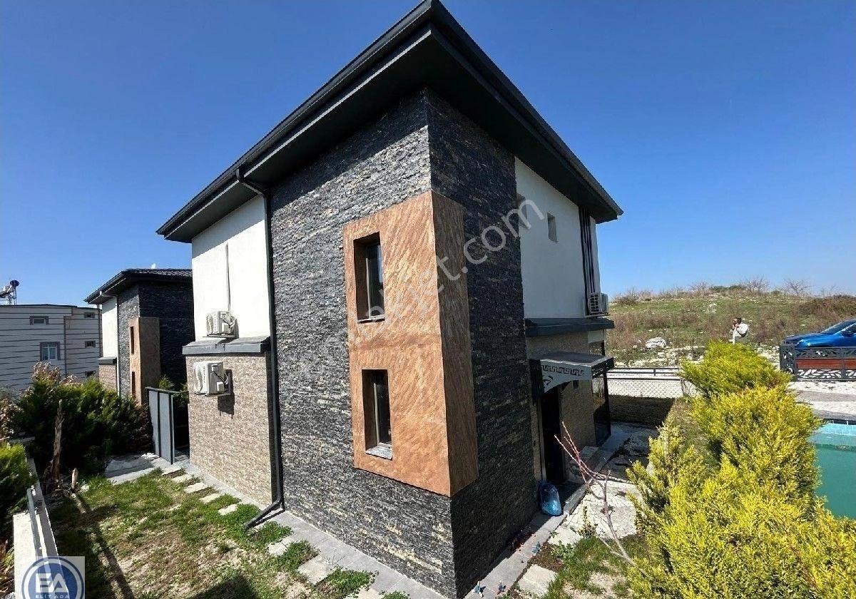 Kuşadası Davutlar'da Acil Satılık Özel Havuzlu Tek Müstakil - Görsel 20