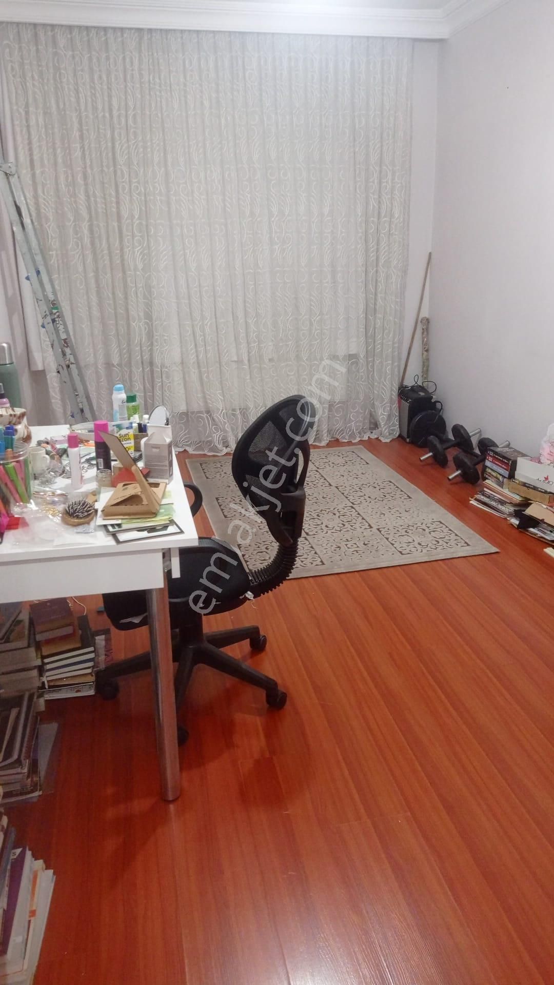 Esenevler De Beyaz Eşyalı 110 M2 Kiralık Daire - Görsel 15