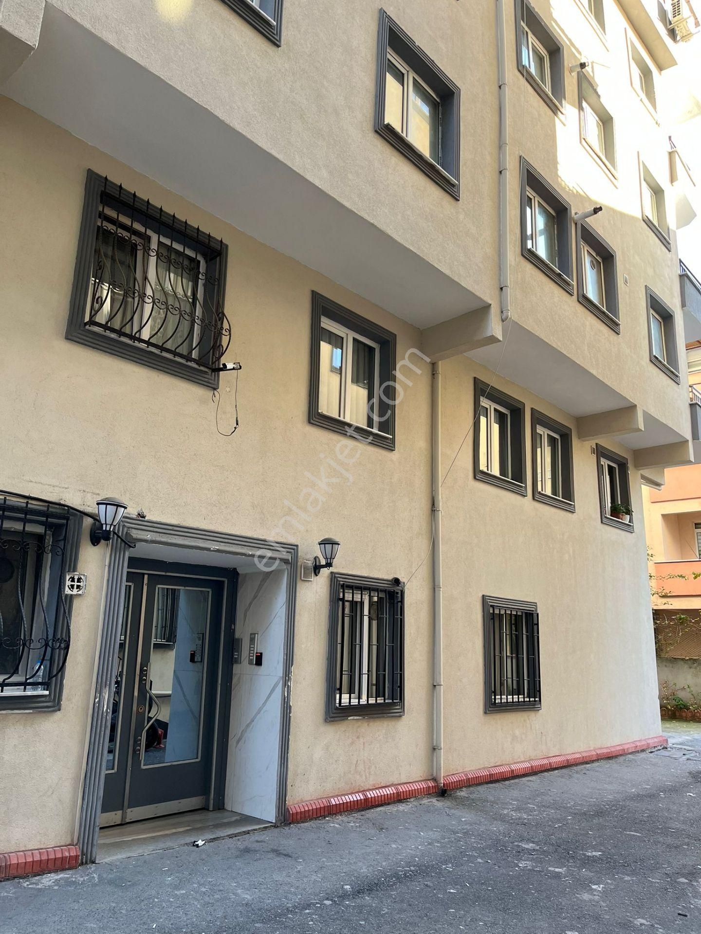 Esenevler De Beyaz Eşyalı 110 M2 Kiralık Daire - Görsel 11