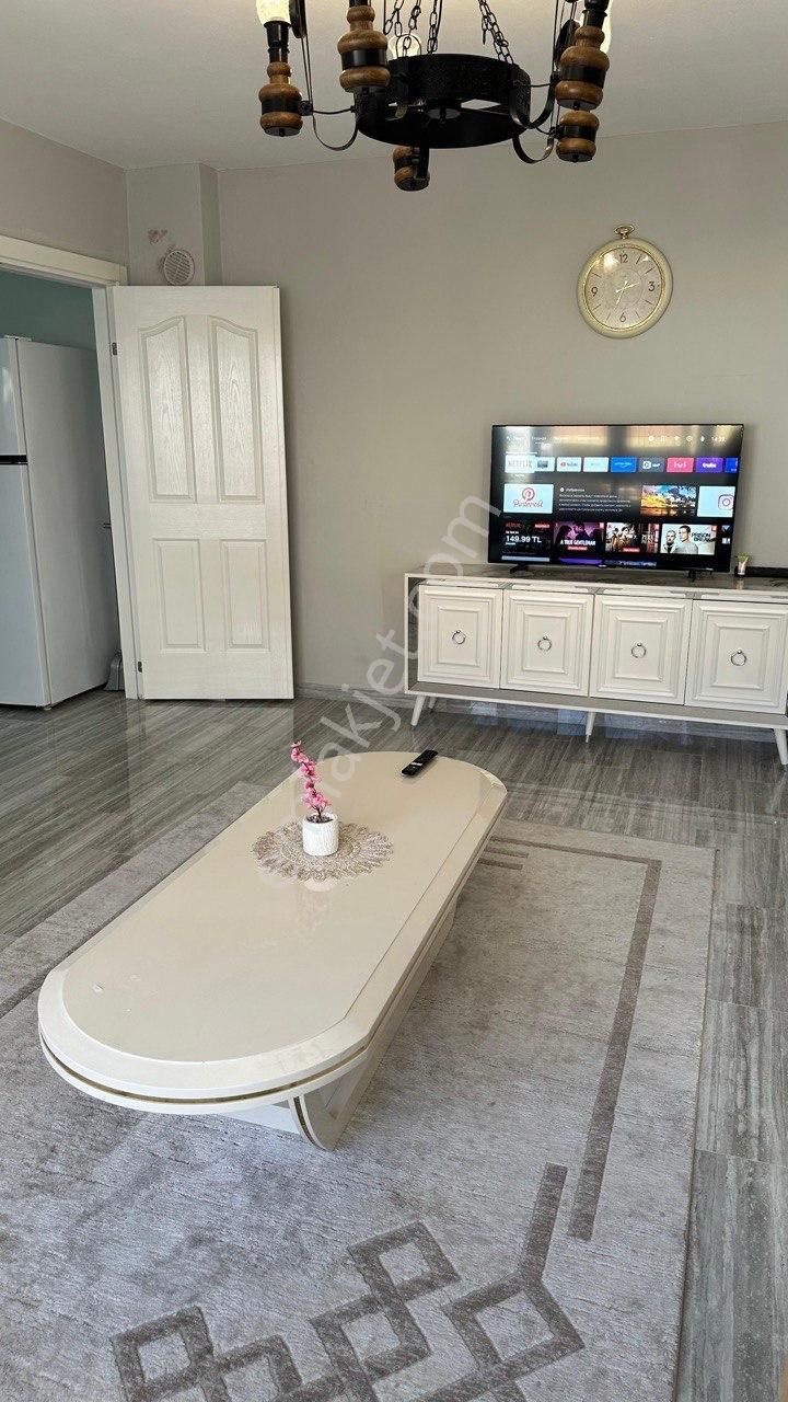 Kale Ve Deniz Manzaralı Kacırılmaz Konumda Yatırımlık Daire - Görsel 4