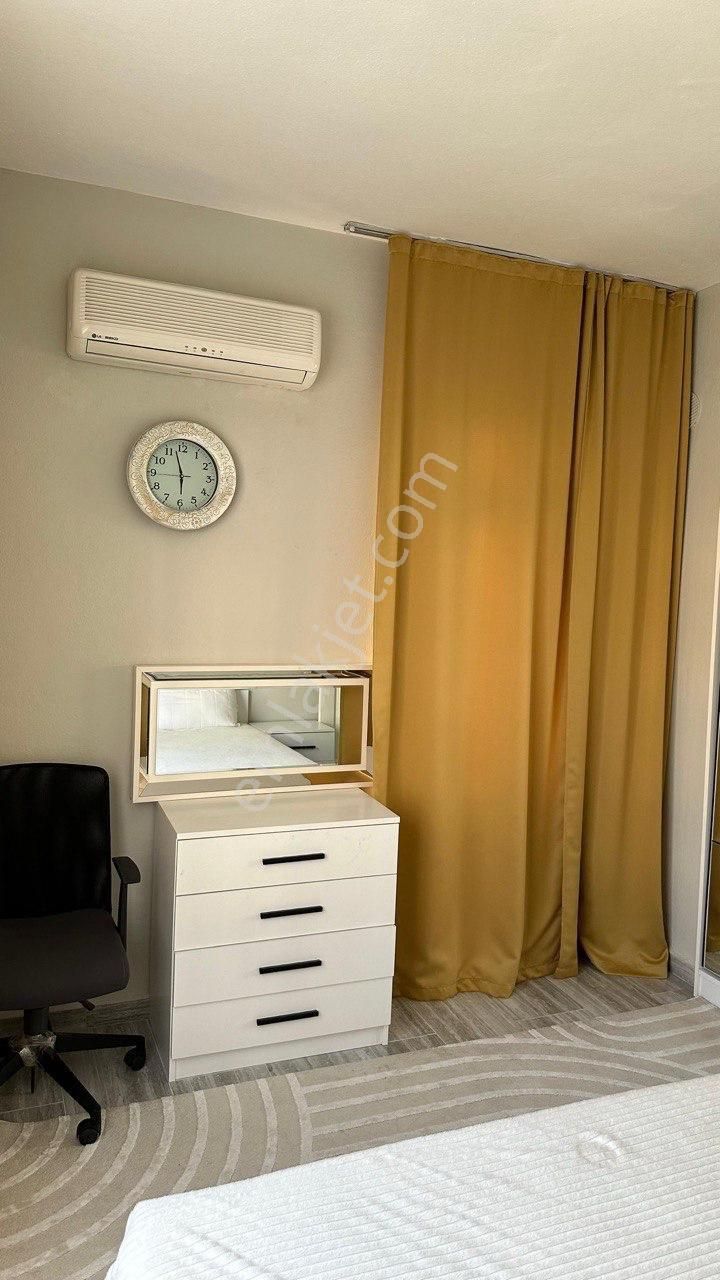 Kale Ve Deniz Manzaralı Kacırılmaz Konumda Yatırımlık Daire - Görsel 16