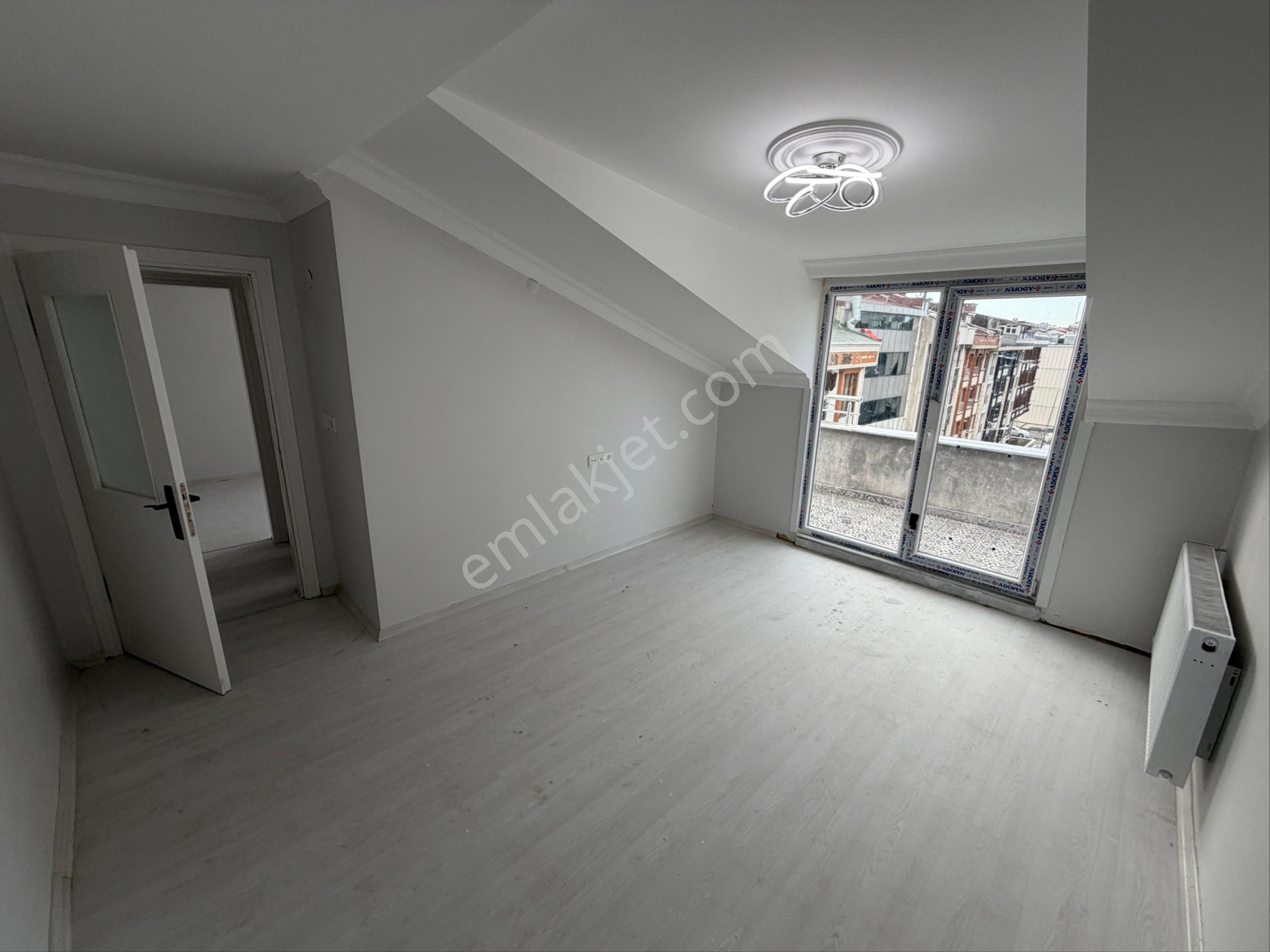 Aydın İnş. Cebeci Mh. 4+2 Girişleri Ayrı 10.yıllık Lüx Dublex