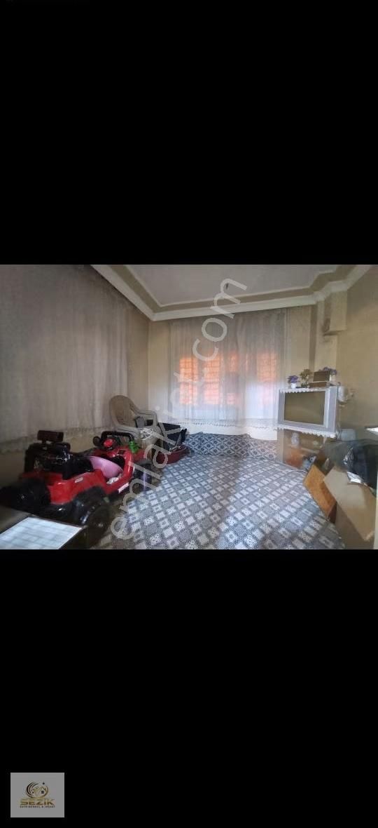 Hürriyet Mahallesi Sakarya Okulu Yakınıda 2 Katlı Komple Satılık - Görsel 7