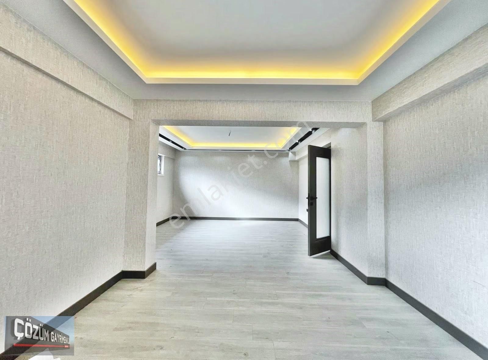 Çözüm Karakaya Sıfır 4+1 Çok Geniş Ve Ferah Çift Banyolu Daire. - Görsel 4