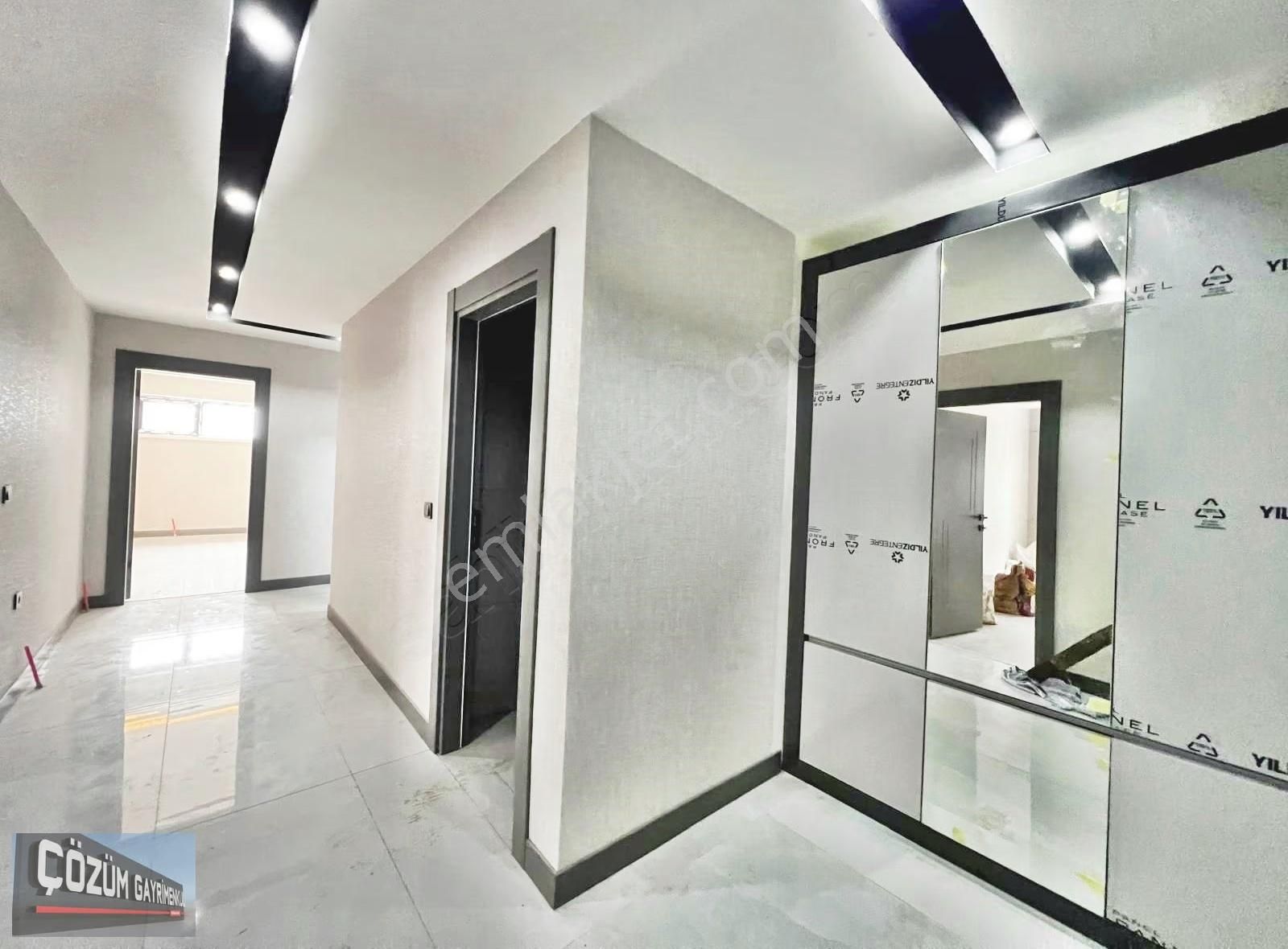Çözüm Karakaya Sıfır 4+1 Çok Geniş Ve Ferah Çift Banyolu Daire. - Görsel 3