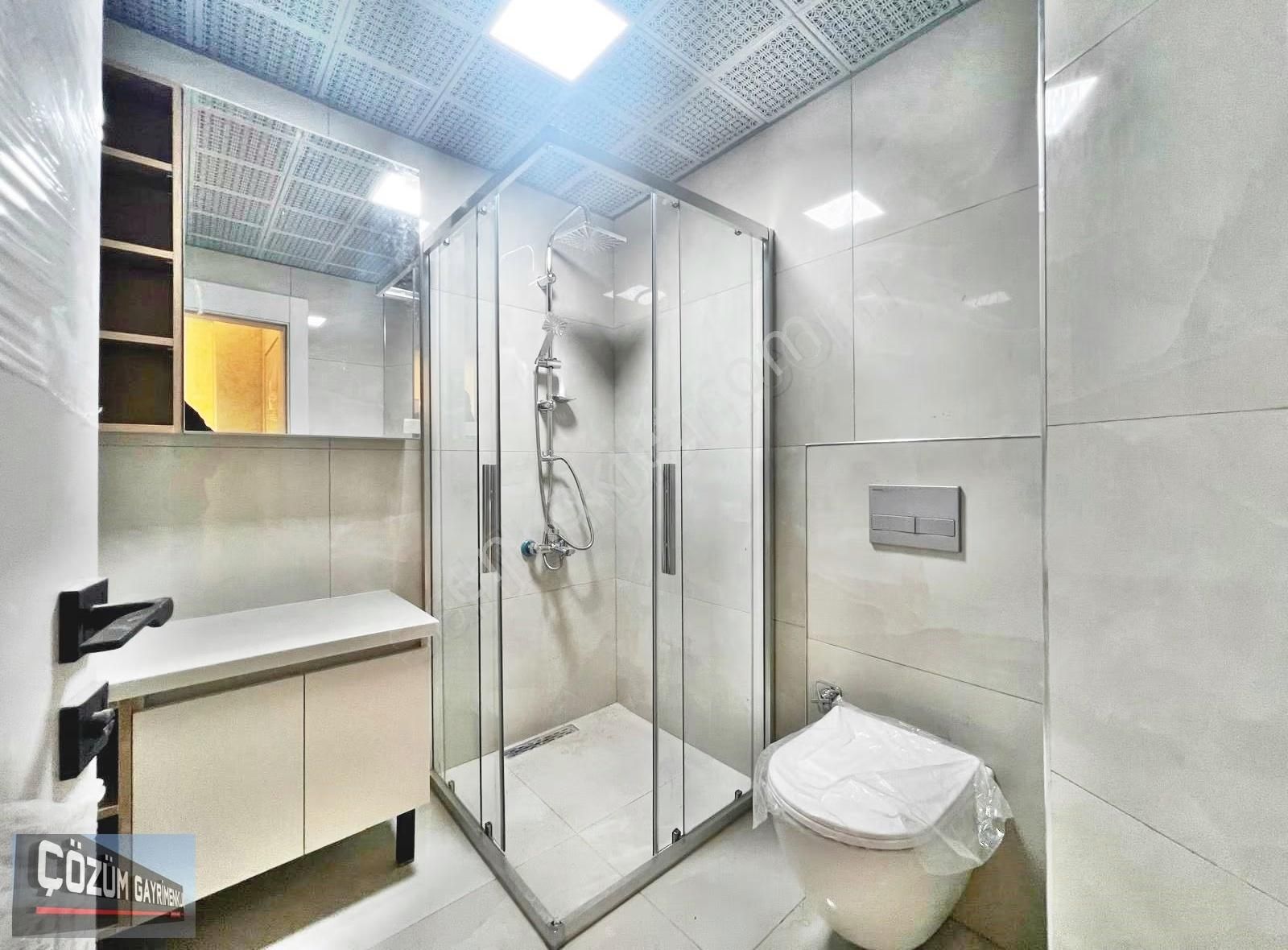 Site İçinde-sıfır-teras Balkonlu-orta Kat-çift Banyo Güney Cephe - Görsel 5