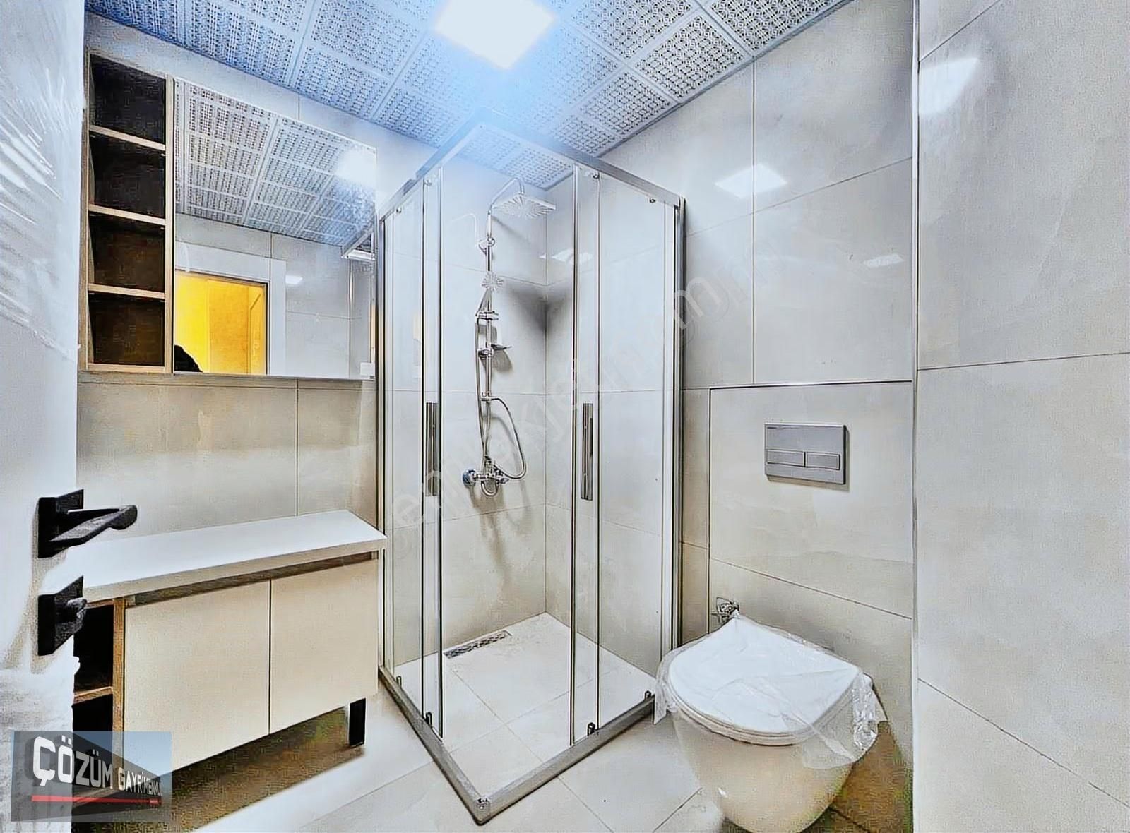 Site İçinde-sıfır-teras Balkonlu-orta Kat-çift Banyo Güney Cephe - Görsel 21