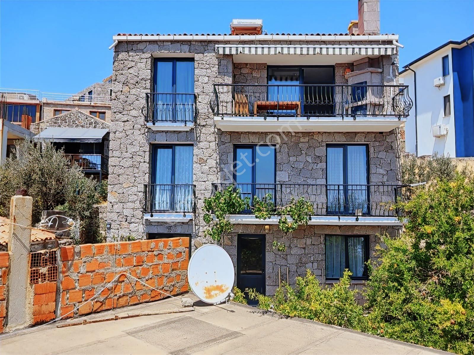 Eu Gayrimenkul'den Babakale Limanda Deniz Manzaralı Köy Evi - Görsel 23