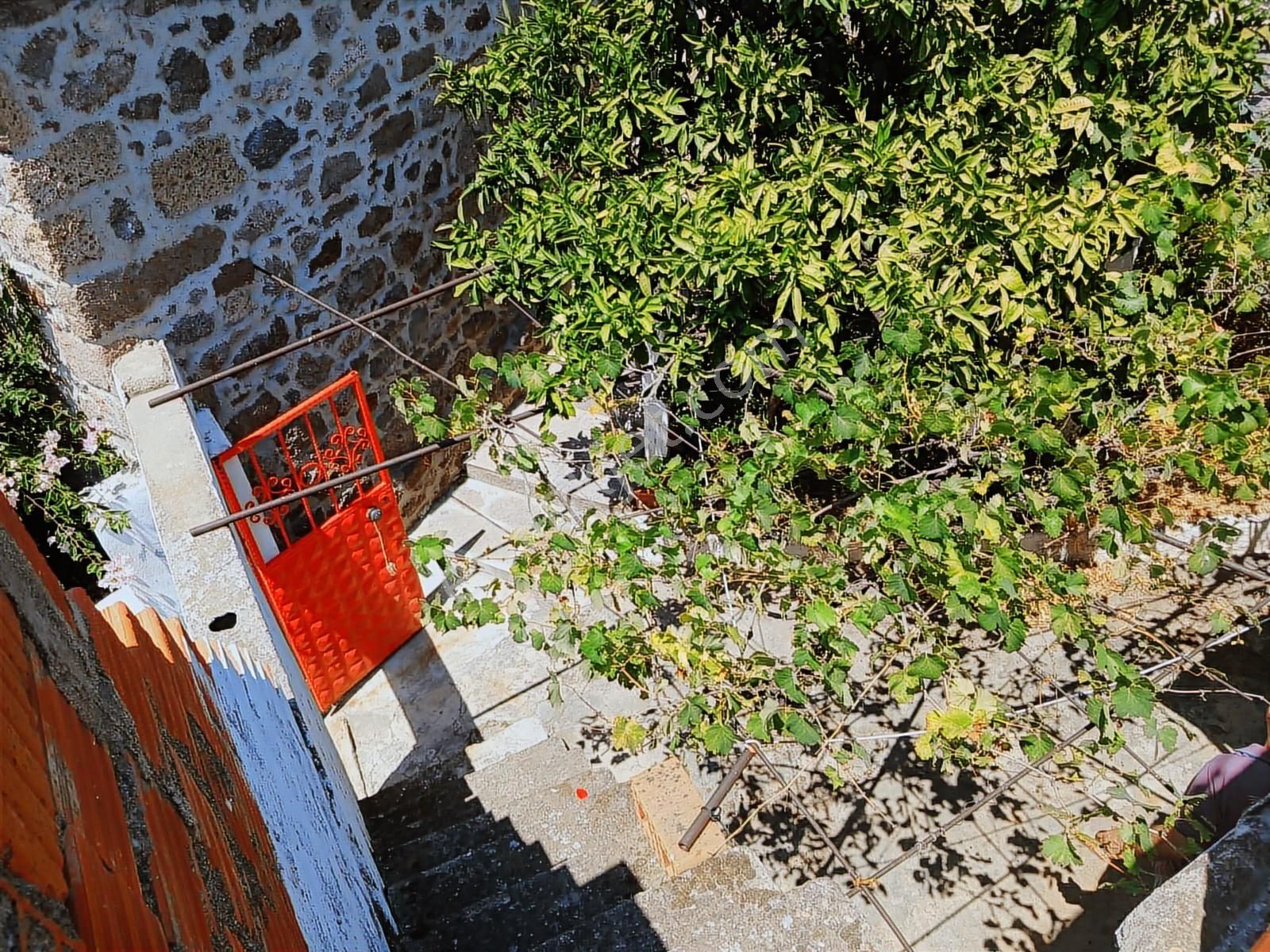 Eu Gayrimenkul'den Babakale Limanda Deniz Manzaralı Köy Evi - Görsel 10