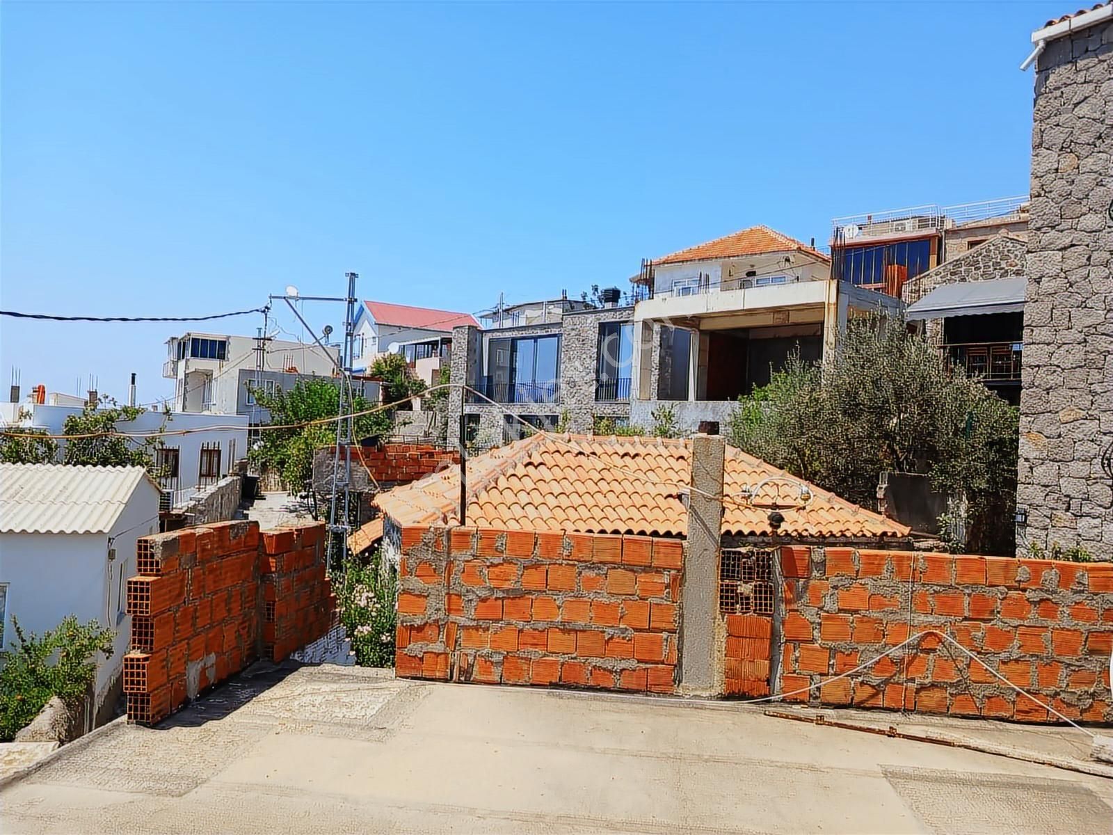 Eu Gayrimenkul'den Babakale Limanda Deniz Manzaralı Köy Evi - Görsel 27