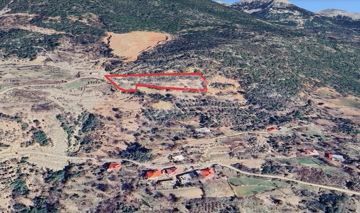 Karatepe Köy İçinde Ev Yapımına Uygun 5.476 Mt² Satılık Tarla - Görsel 8