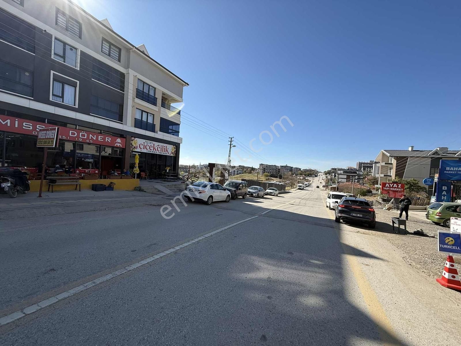 İncek Taşpınar'da 1.katta Kiralık 2+1 Daire Migros Yanı - Görsel 12