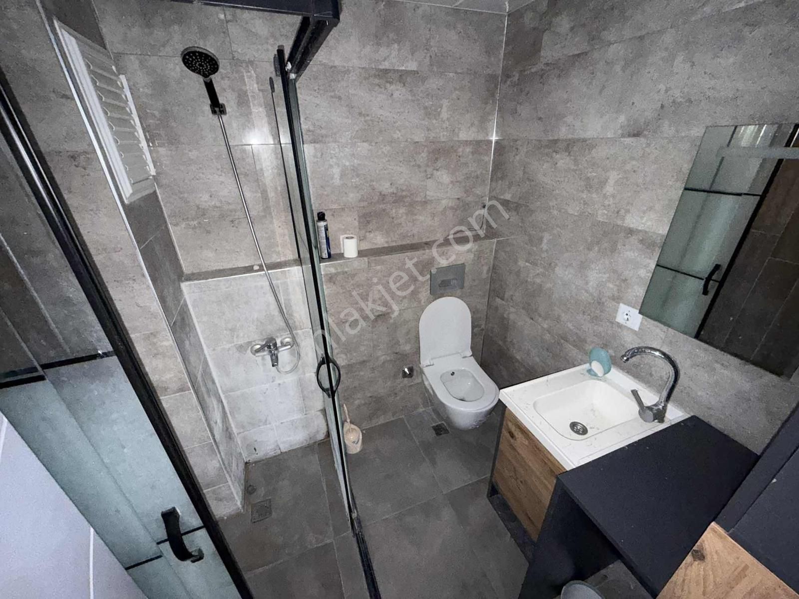 İncek Taşpınar'da 1.katta Kiralık 2+1 Daire Migros Yanı - Görsel 6