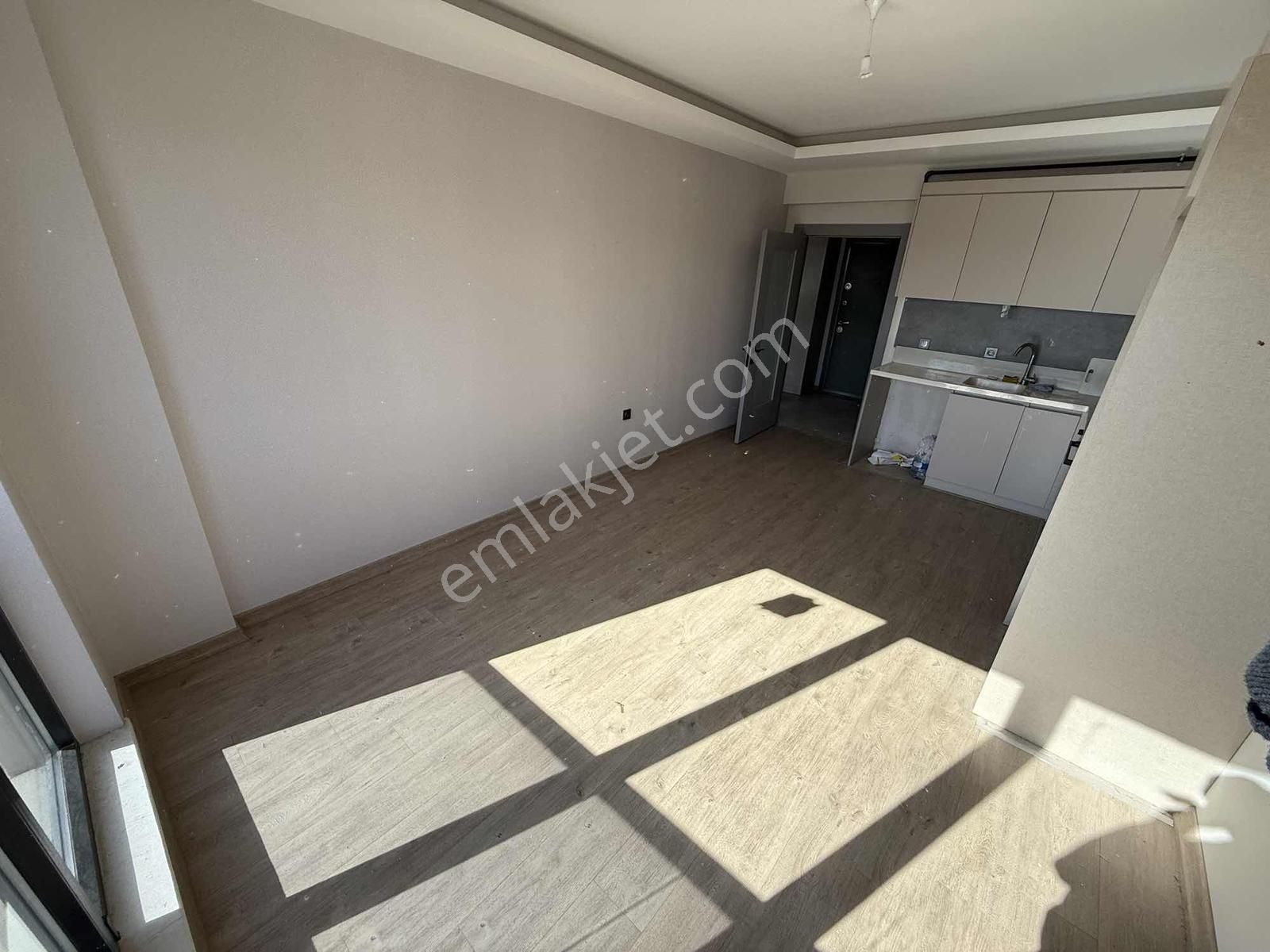 İncek Taşpınar'da 1.katta Kiralık 2+1 Daire Migros Yanı - Görsel 10