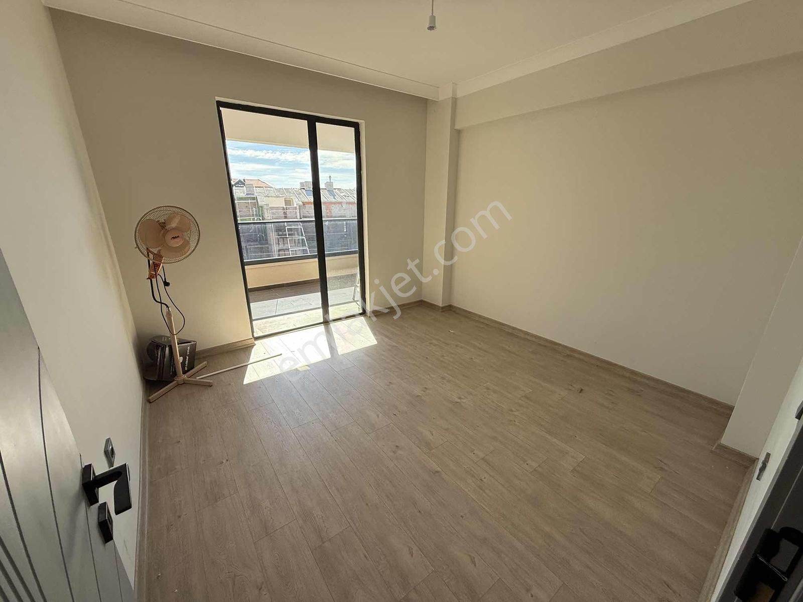 İncek Taşpınar'da 1.katta Kiralık 2+1 Daire Migros Yanı - Görsel 7