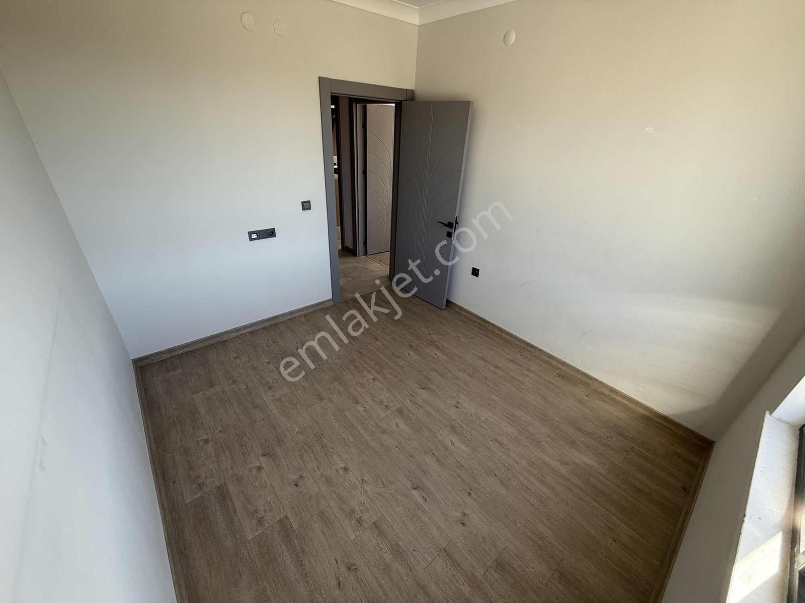 İncek Taşpınar'da 1.katta Kiralık 2+1 Daire Migros Yanı - Görsel 14