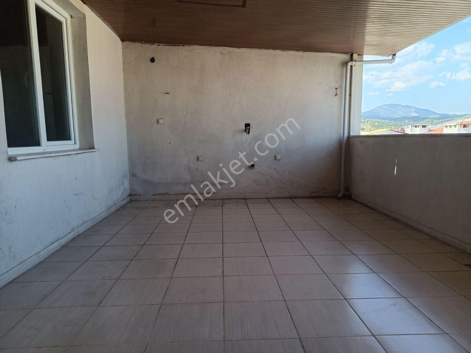 Buket Emlaktan Satılık 4+1 Dubleks Daire Doğalgaz Çift Teraslı - Görsel 35