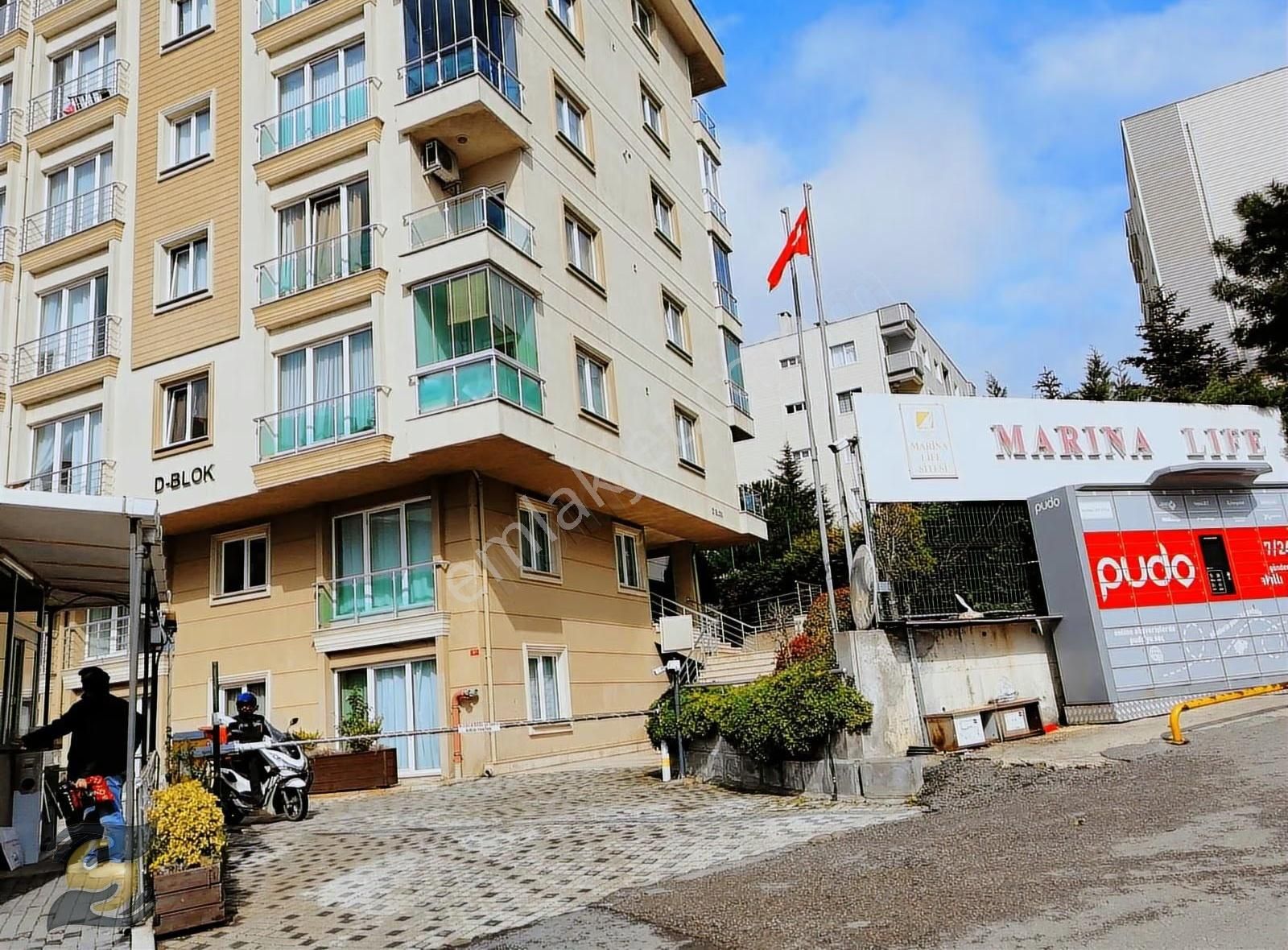 Site İçi Bahçe Manzaralı Ferah 2+1 Kiralık Daire