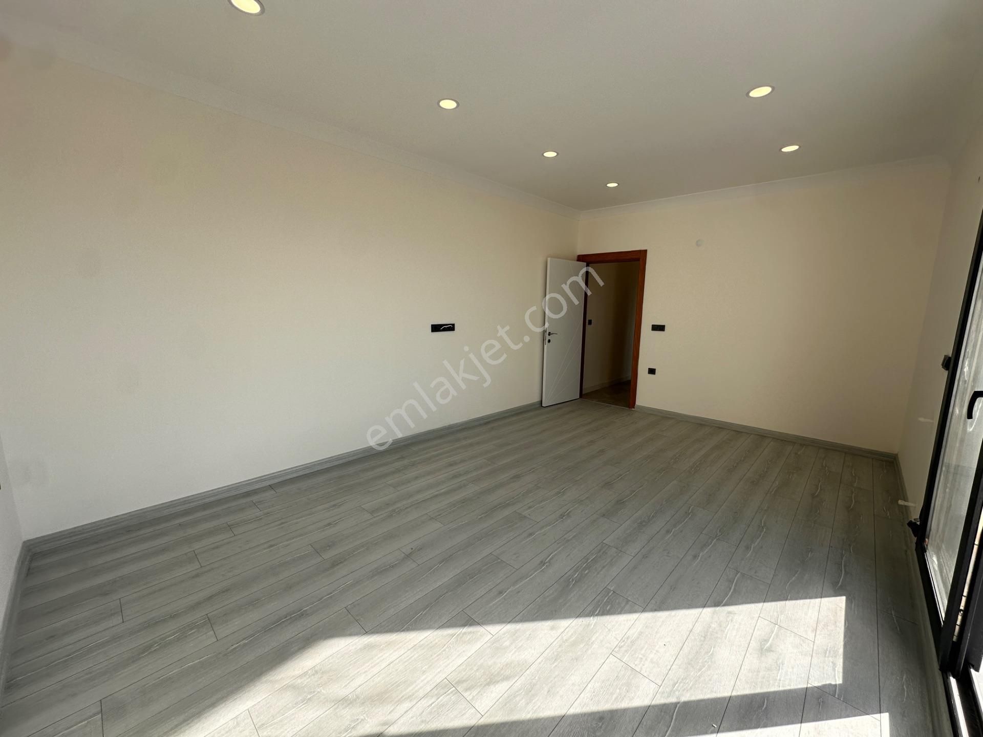 Didim Efeler'de Havuzlu Sitede 3+1 Dubleks Daire - Görsel 5