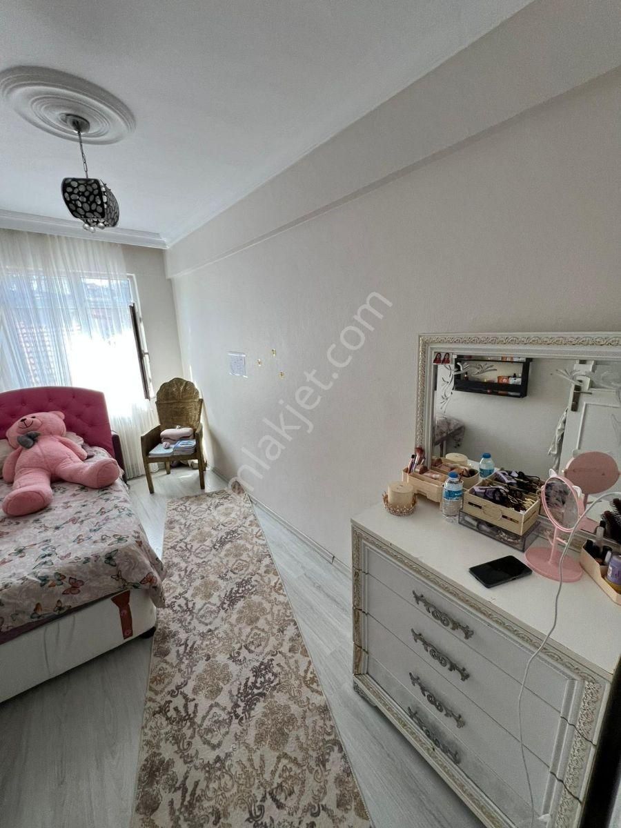 Ayvansarayda 3+1 Çok Temiz Daire - Görsel 12