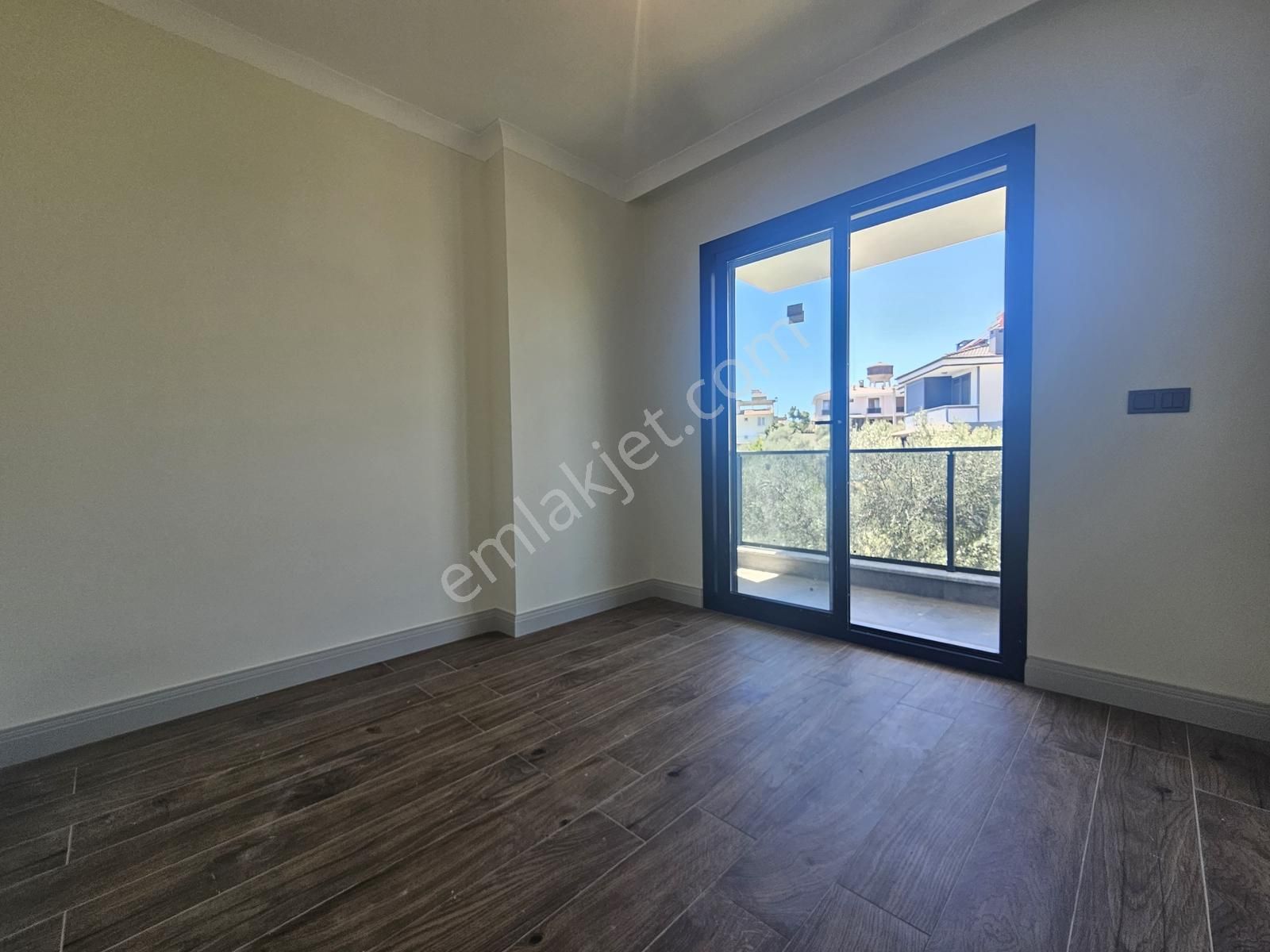 Eu Gayrimenkulden Deniz Manzaralı Geniş 5+1 Villa - Görsel 9