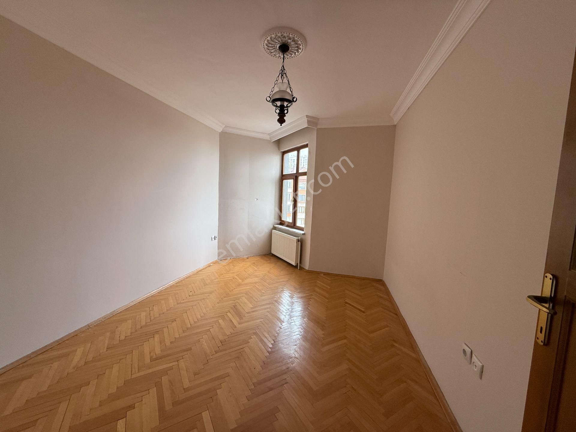 Antares Ve Yıldırım Beyazıt Ünv. Yakını, 10. Kat, 3+1 - Görsel 16