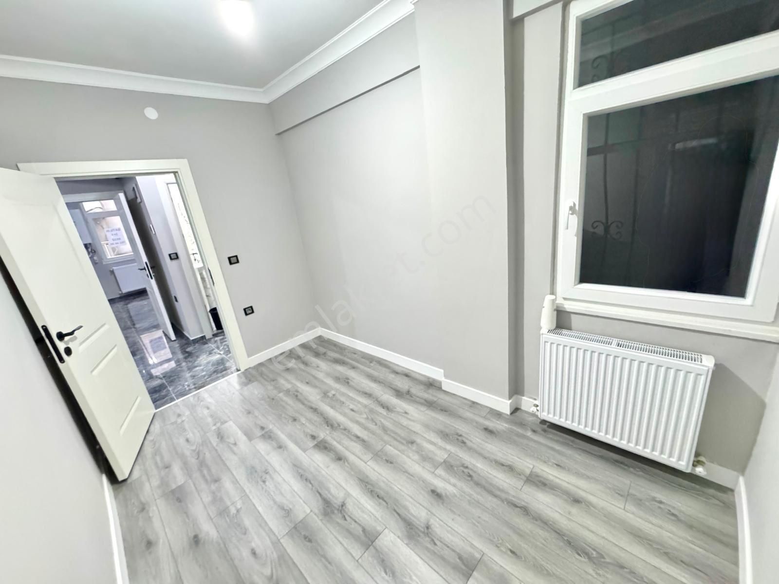 Lider Gayrimenkul’den İlkadım 19 Mayıs Mh. 3+1 1. Kat Dış Cepheli Doğalgazlı İçi Full Yapılı Daire - Görsel 9