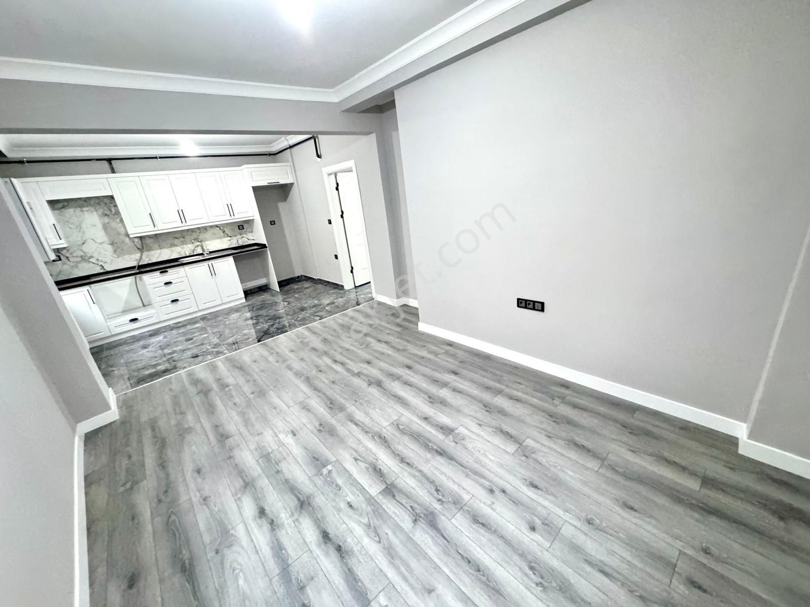 Lider Gayrimenkul’den İlkadım 19 Mayıs Mh. 3+1 1. Kat Dış Cepheli Doğalgazlı İçi Full Yapılı Daire - Görsel 17